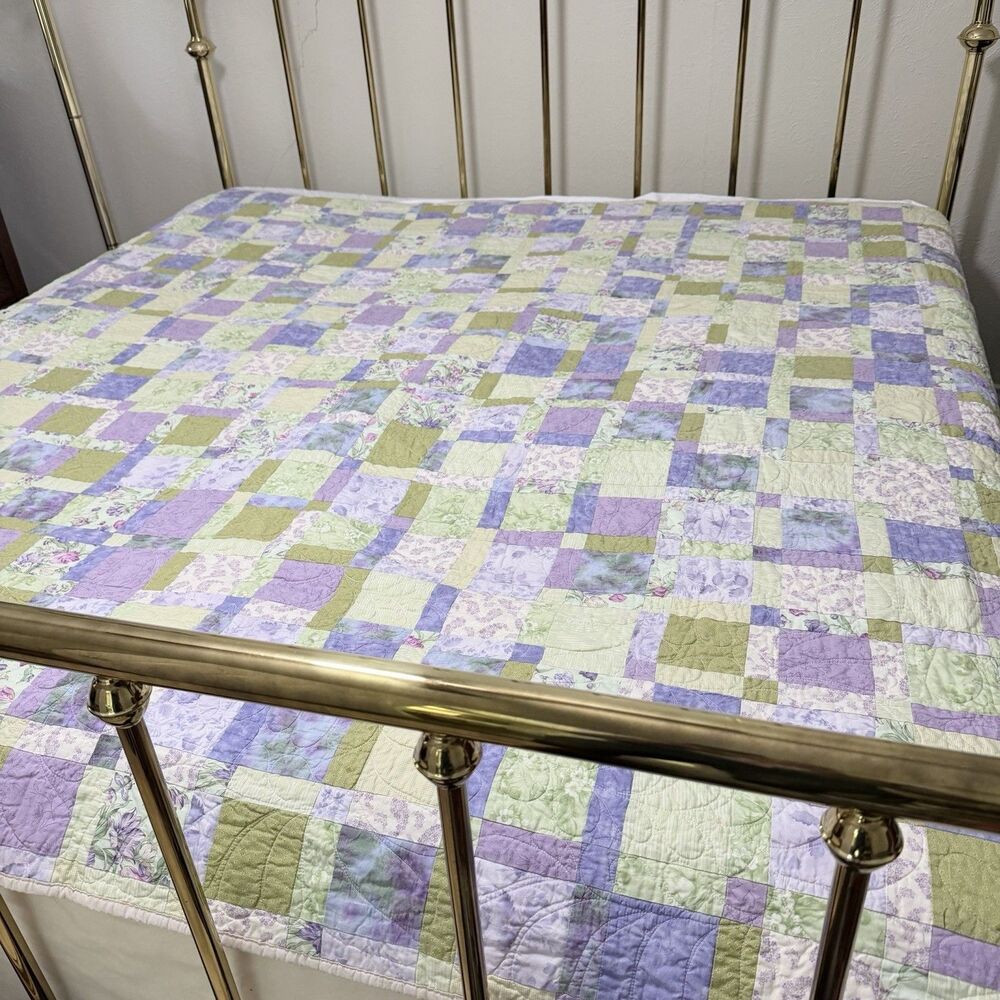 Handmade Quilt 88x79 Full Size Spring Pastels